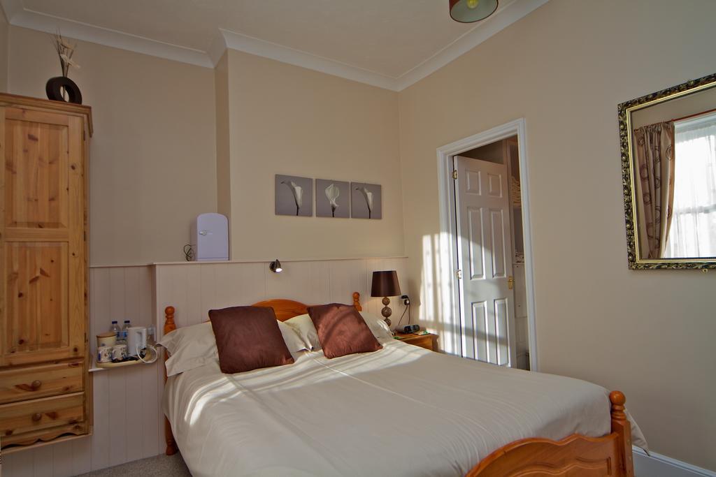 Cornubia Guest House Γουέιμουθ Δωμάτιο φωτογραφία